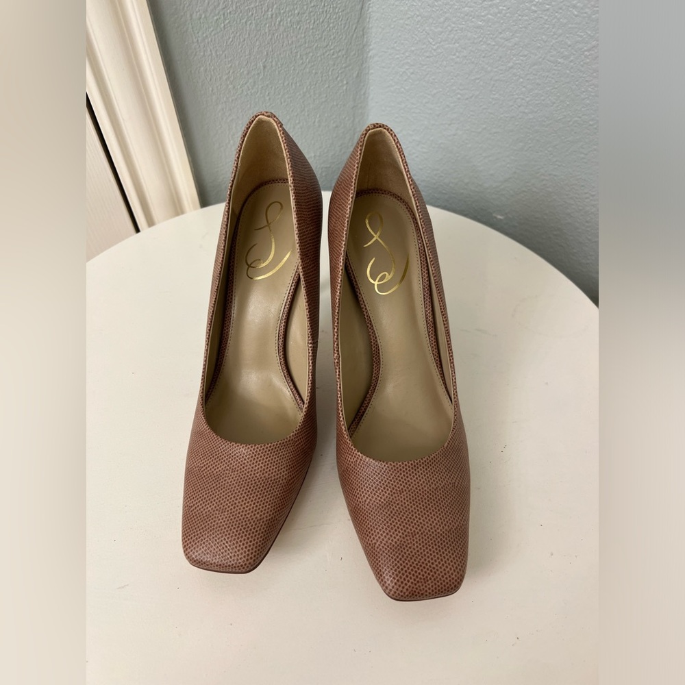 Sam Edelman Beth square toe pumps in Chai.  Size 8M.